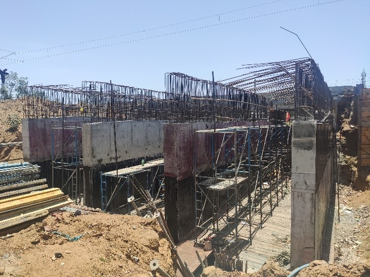 Infrastructure project Minor Bridge, In Delhi-Bombay Railway project - Crystal build squre